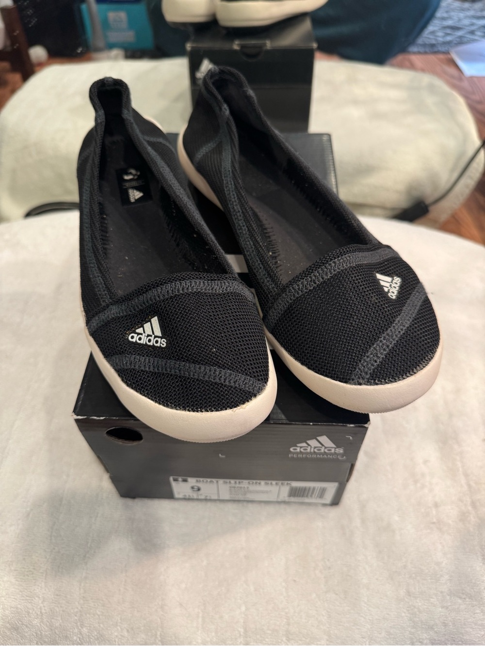 Adidas boat slip on sleek